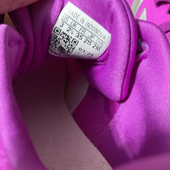 Adidas Sneakers Purple Brand NEW - Picture 3 of 8